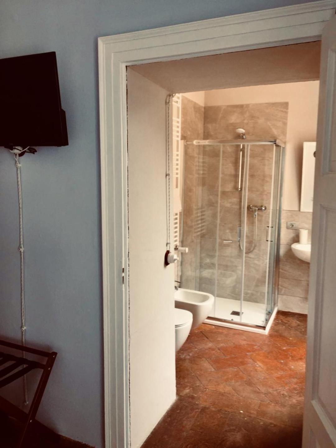 B&B Villa Rosalinda Dongo Buitenkant foto