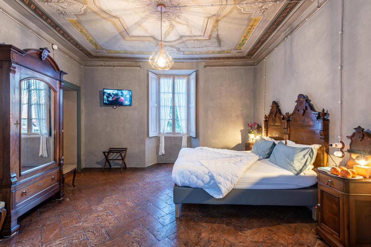 B&B Villa Rosalinda Dongo Buitenkant foto