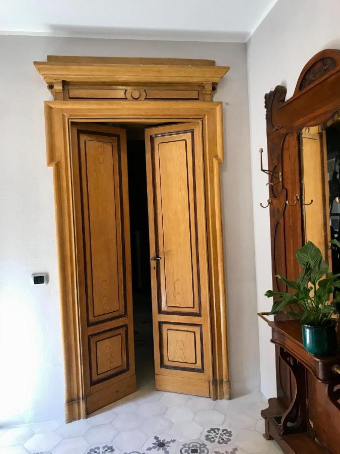 B&B Villa Rosalinda Dongo Buitenkant foto